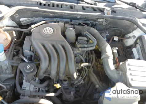 2015 Volkswagen Jetta 2.0L S from USA, damaged, VIN 3VW2K7AJ2FM323942